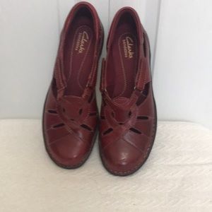 Clarks Collection Red Leather Shoes Size 7.5